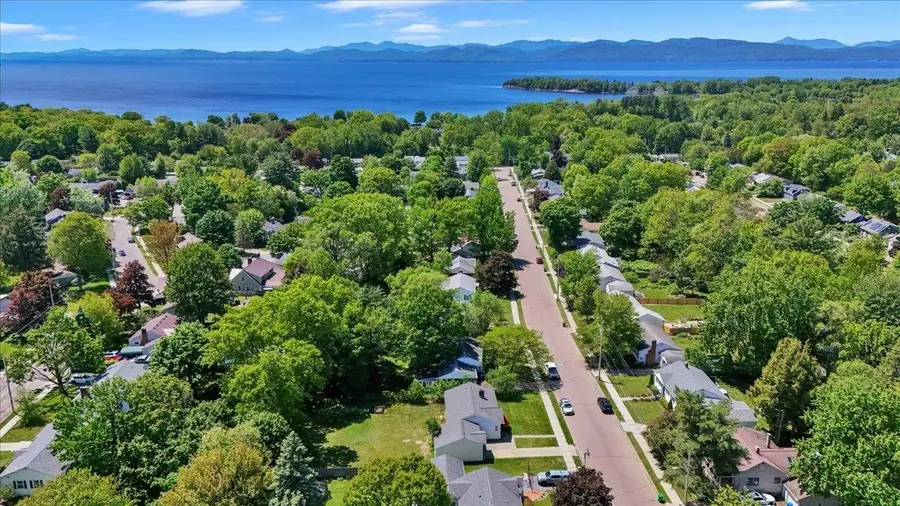 27 Brierwood Lane, Burlington, VT 05408 - #2