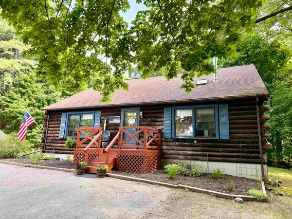 83 main Street, Sandown, NH 03873