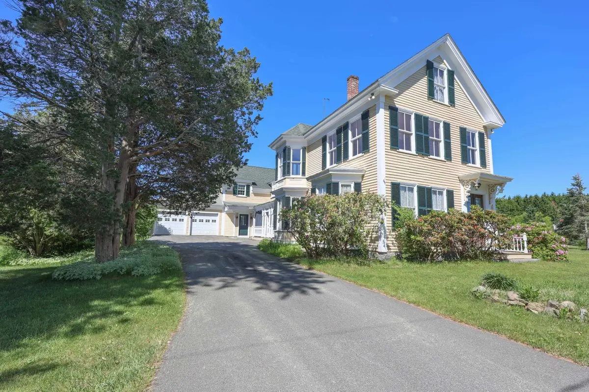 34 Post Road, North Hampton, NH 03862 - #1