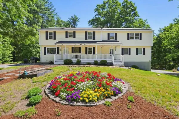 14 Terra Lane, Hudson, NH 03051
