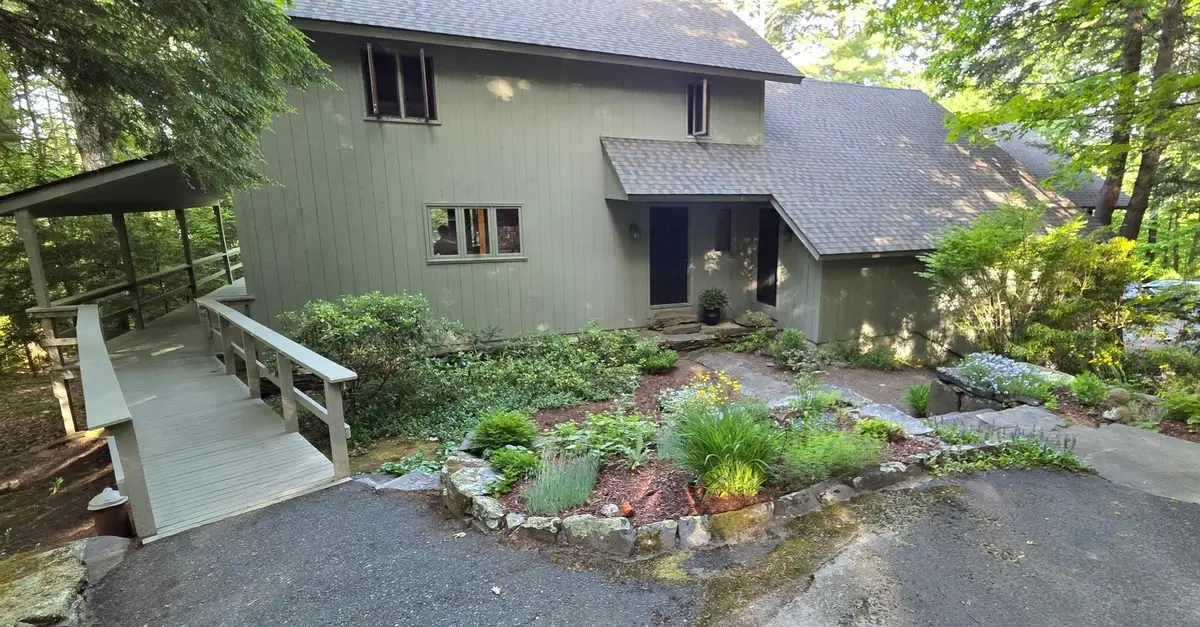 624 Baker Turn Road, Hartford, VT 05059 - #1
