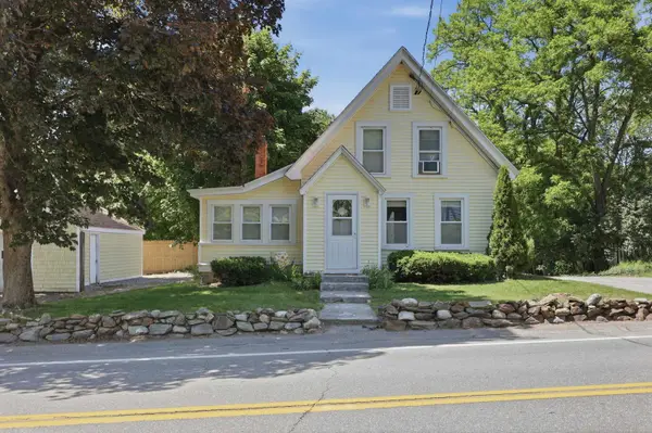 15 S Main Street, Newton, NH 03858
