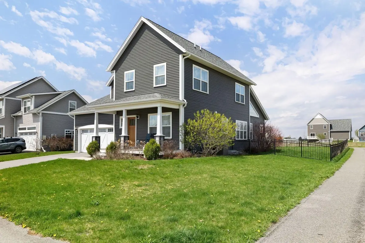 184 Rye Circle, South Burlington, VT 05403 - #1