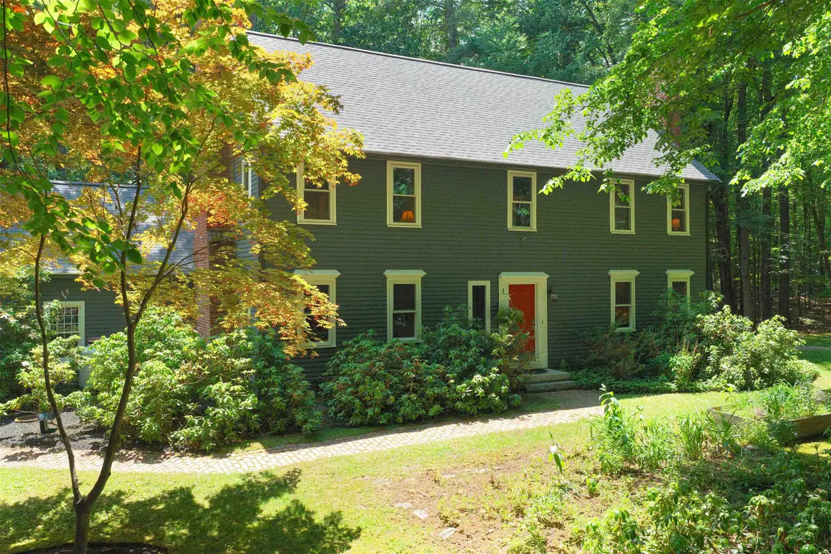 11 Nathan Lord Road, Amherst, NH 03031 - #1