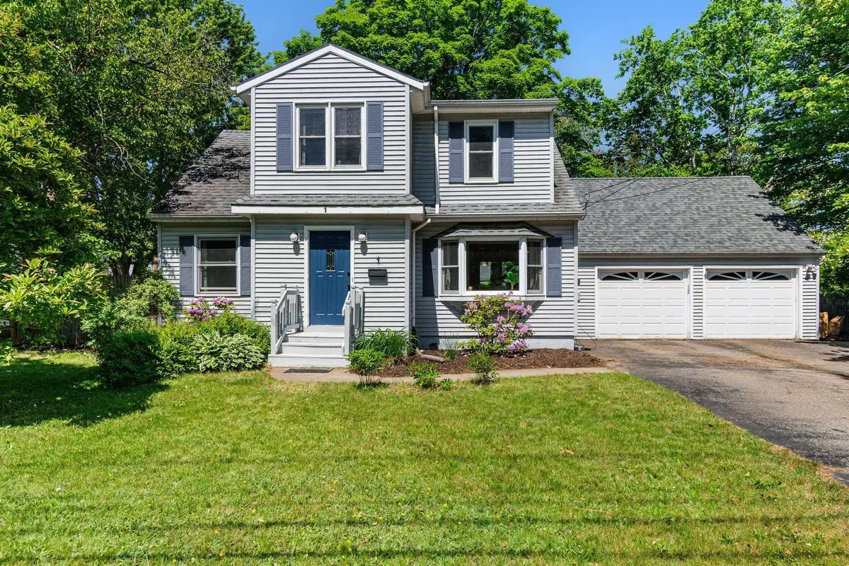 1 Hiawatha Avenue, Essex Junction, VT 05452 - #1