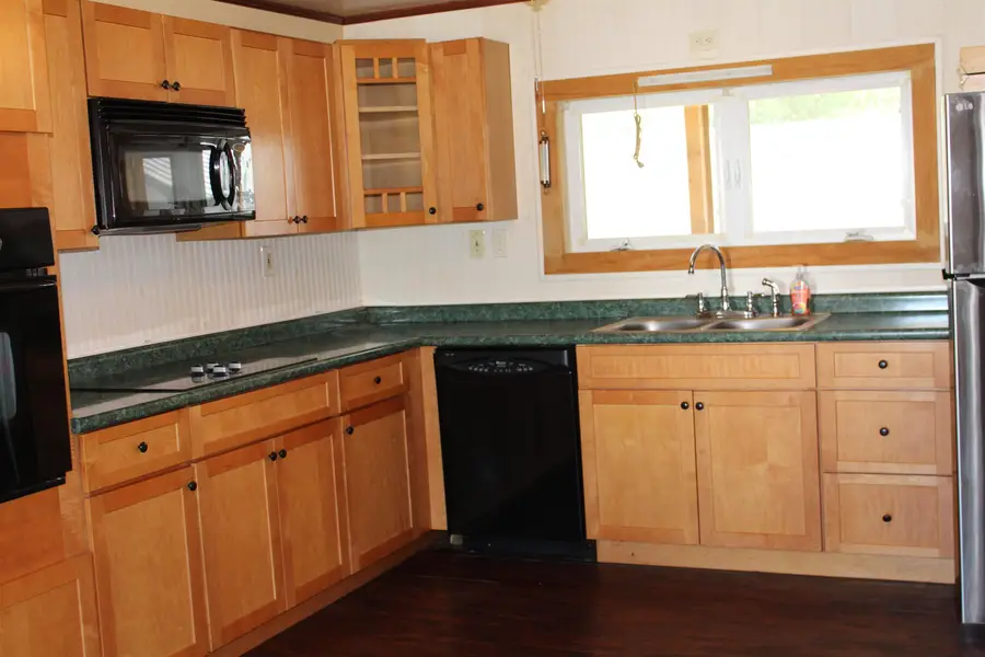 23 Hadley Street, Littleton, NH 03561 - #2
