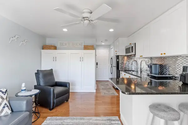 550 Winnacunnet Road #313, Hampton, NH 03842