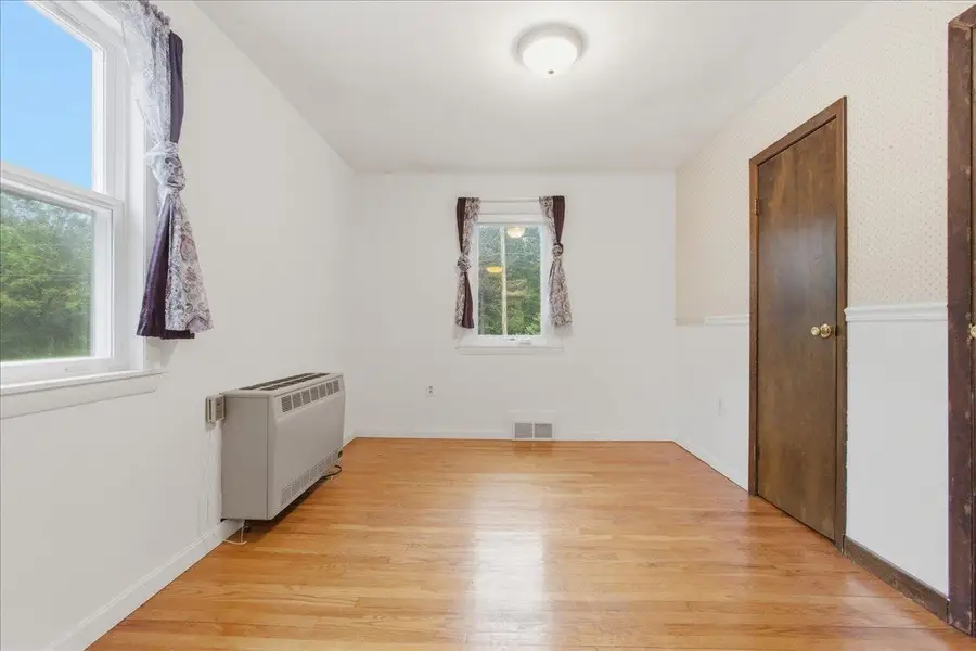 109 Airport Parkway, South Burlington, VT 05403 - #3