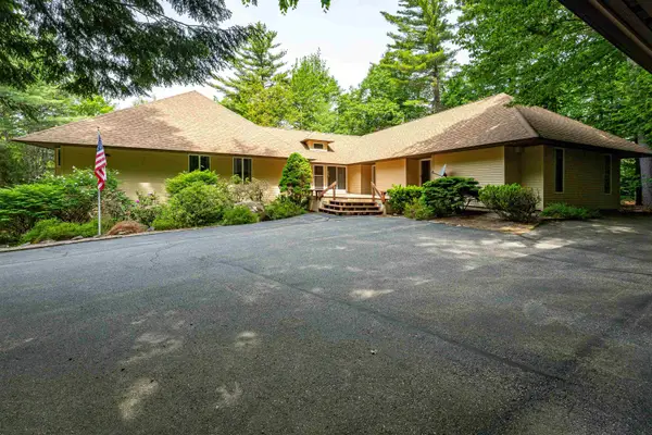 14 Forest Ring Drive, Bartlett, NH 03845