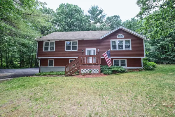 1 Blake Road, Raymond, NH 03077