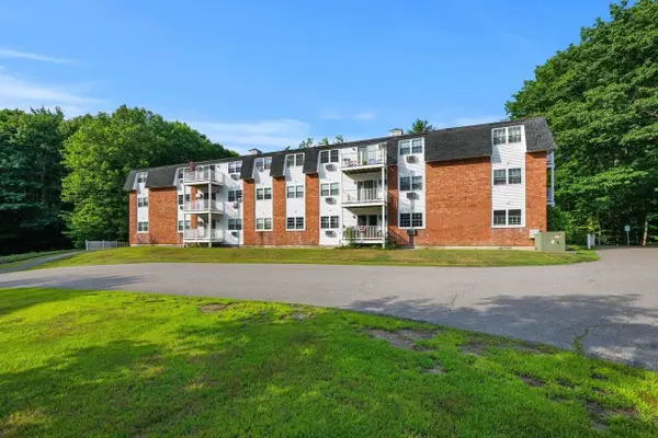 39 Ernest Avenue #202, Exeter, NH 03833