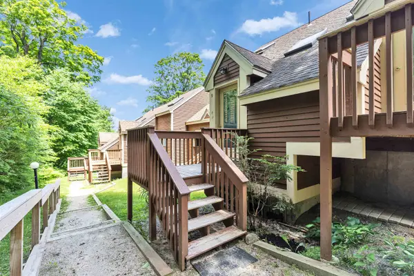 10 Onset Road #9B, Bennington, NH 03442