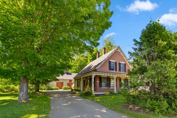 295 North Main Street, Bradford, VT 05033