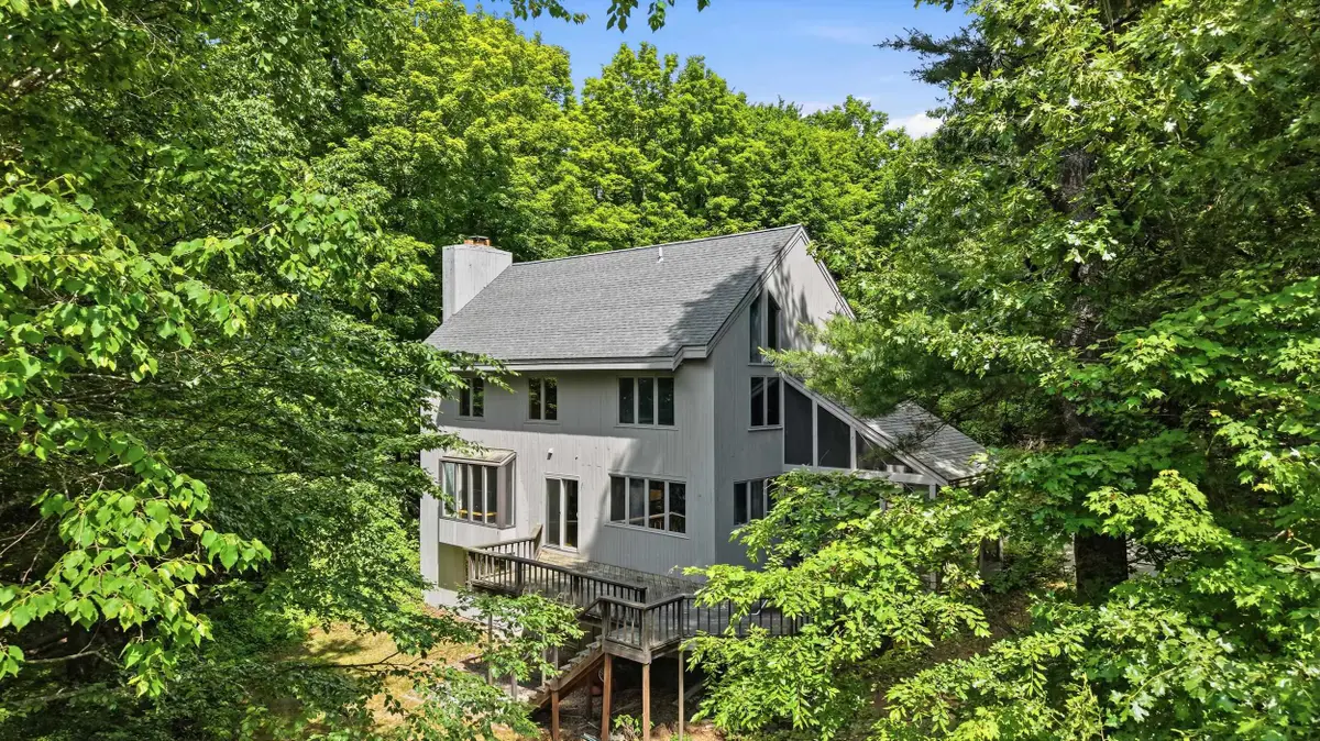 10 Eaton Road, Amherst, NH 03031 - #1