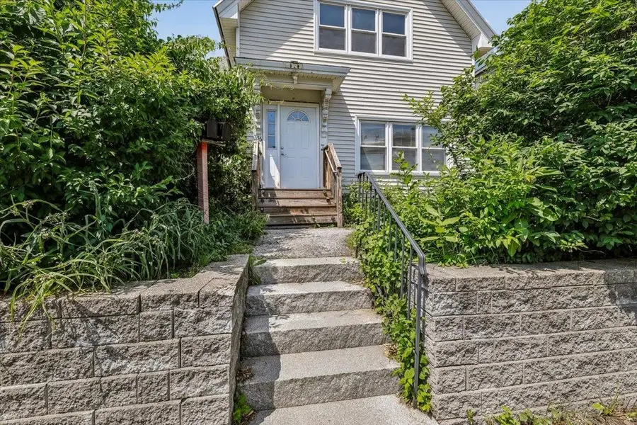 336 Spruce Street, Manchester, NH 03103 - #3