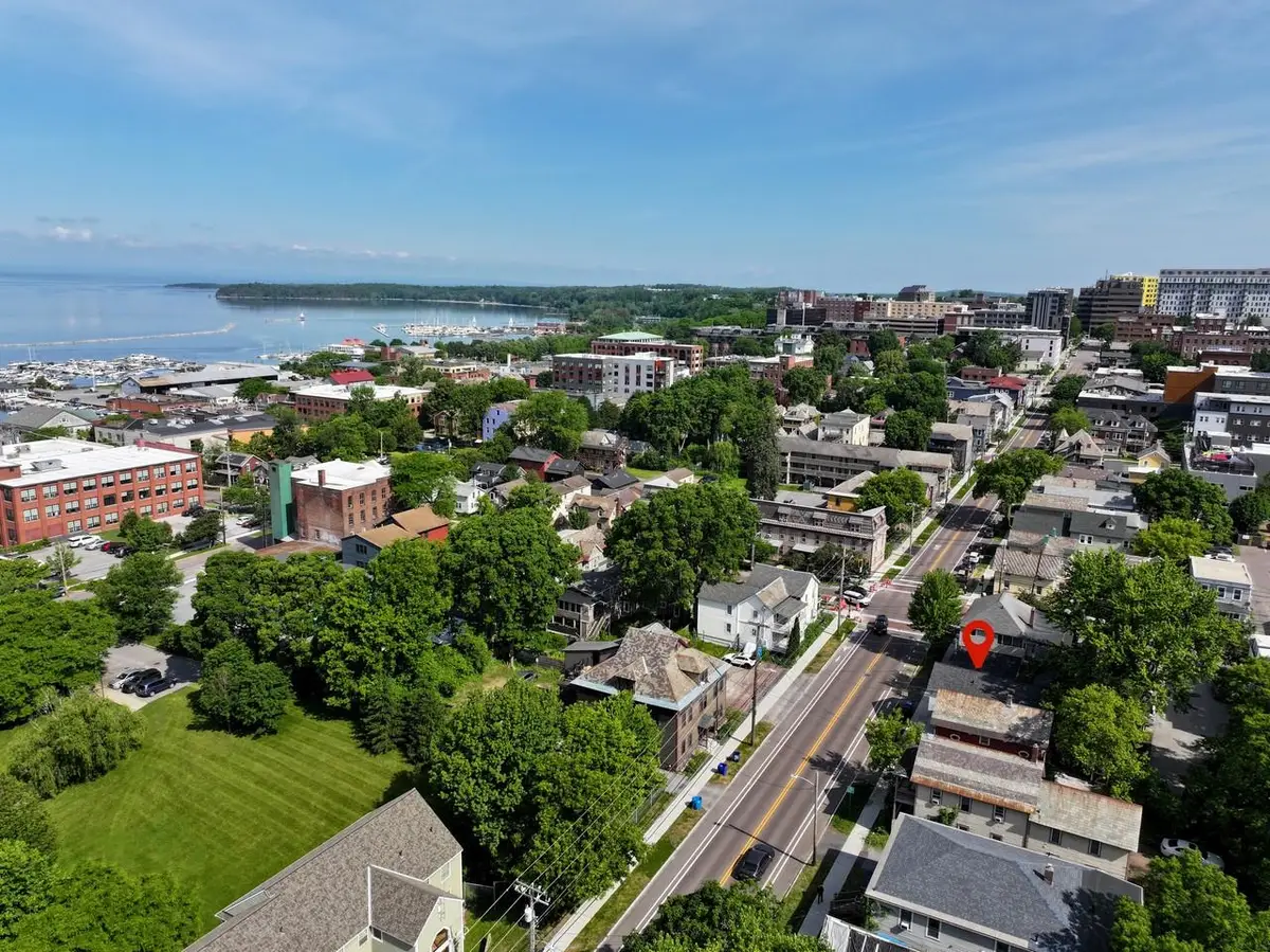 214-216 Pine Street, Burlington, VT 05401 - #1