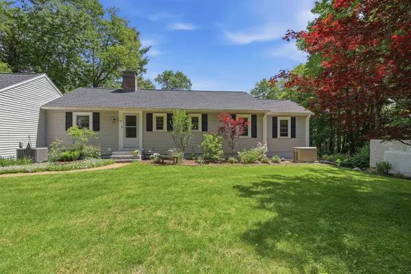 57 Windy Row, Peterborough, NH 03458