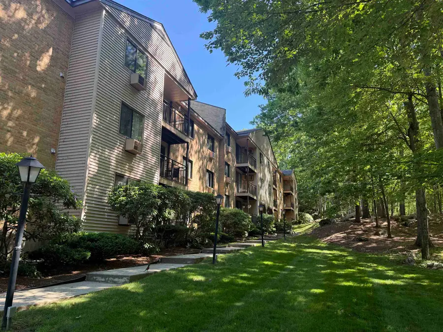 19 Country Club Drive #32, Manchester, NH 03102 - #2