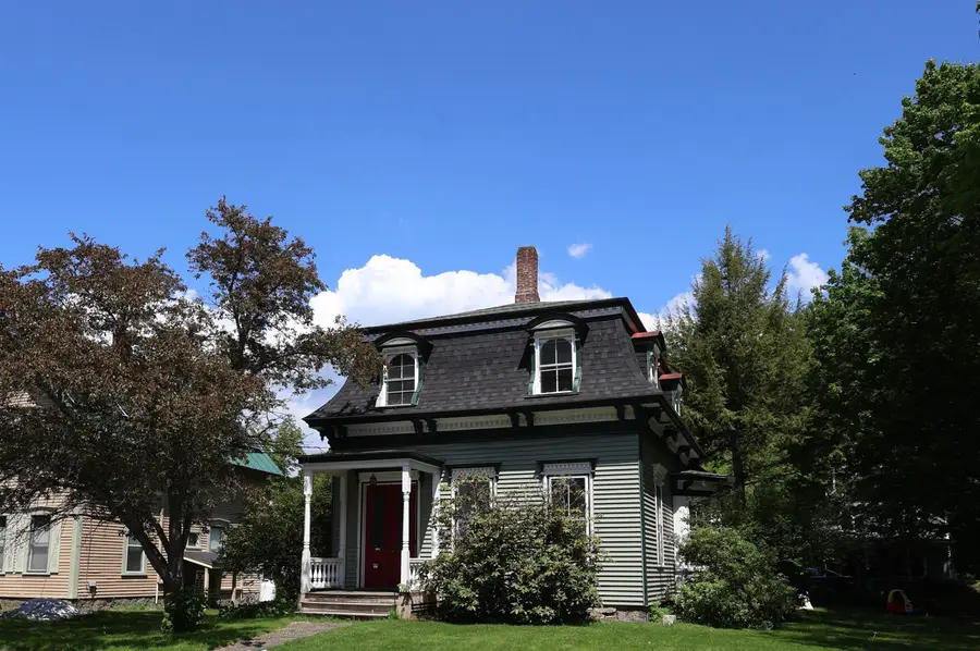 9 Shaw Street, Lebanon, NH 03766 - #3
