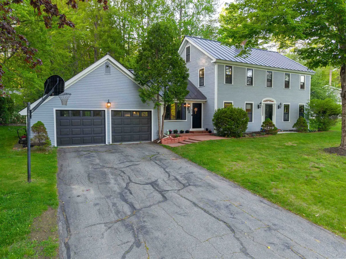 52 Ledgewood Road, Claremont, NH 03743 - #1