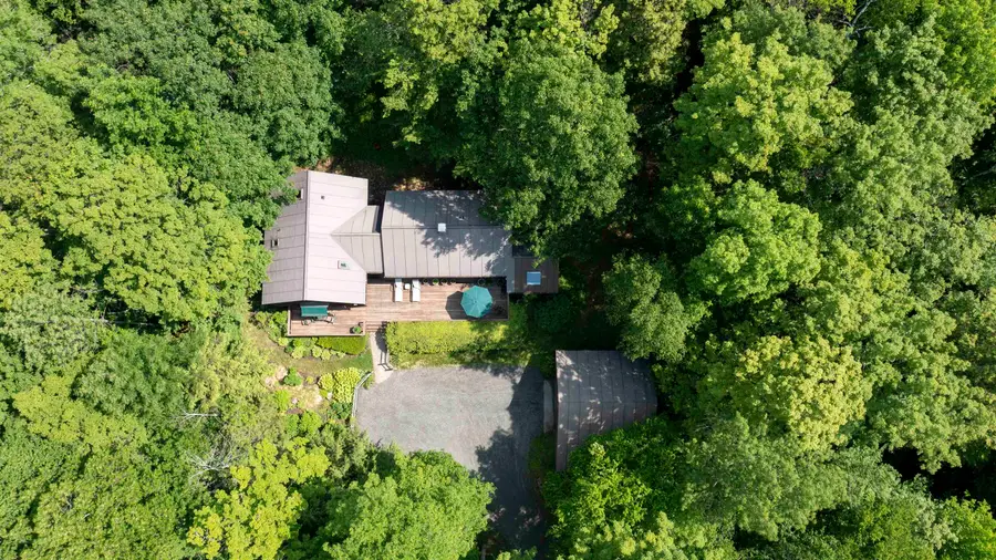 1020 Baker Turn, Hartford, VT 05059 - #3