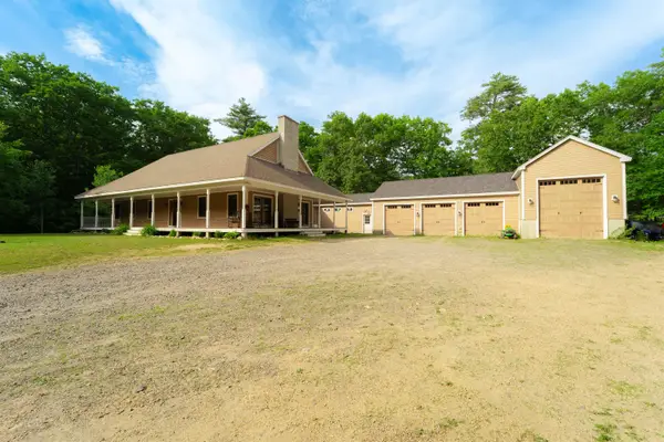 6 Phoenix Drive, Kingston, NH 03848