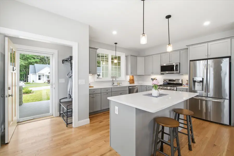 28 Luna Circle, Somersworth, NH 03878 - #3