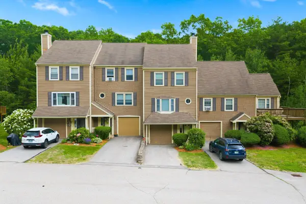 12 Walnut Circle, Merrimack, NH 03054