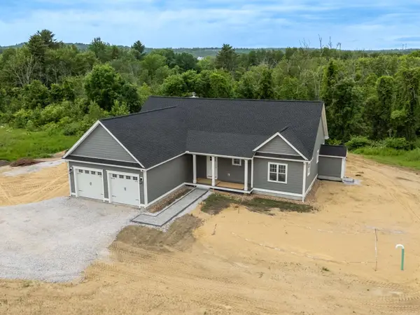 131 Merrimack Street, Hooksett, NH 03106