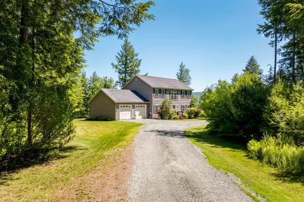 46 Davenport Lane, Hartford, VT 05059