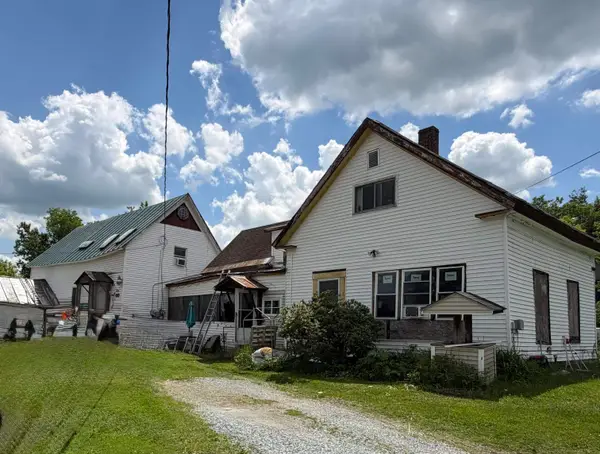 158 Railroad Street, Groton, VT 05046