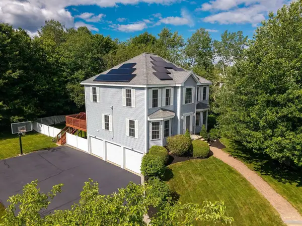 27 Susannahs Crossing, Dover, NH 03820