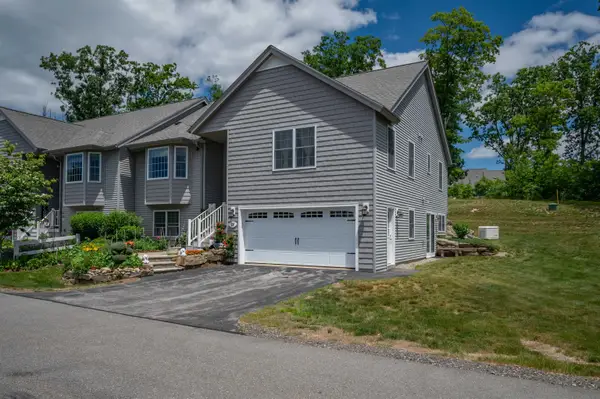 78 Cowbell Crossing #B, Atkinson, NH 03811