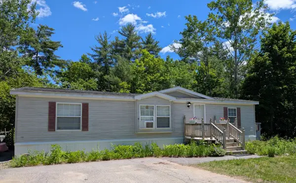 63 Sycamore Boulevard, Farmington, NH 03835