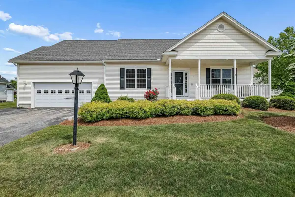 5 Davenport Drive, Londonderry, NH 03053