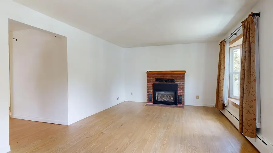 4 Myers Court, South Burlington, VT 05403 - #2