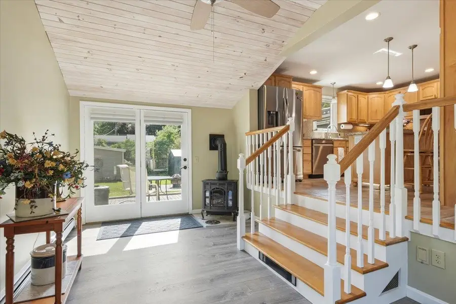 2047 North Avenue, Burlington, VT 05408 - #2