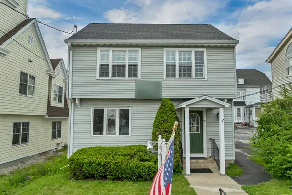 16 Depot Street, Wolfeboro, NH 03894