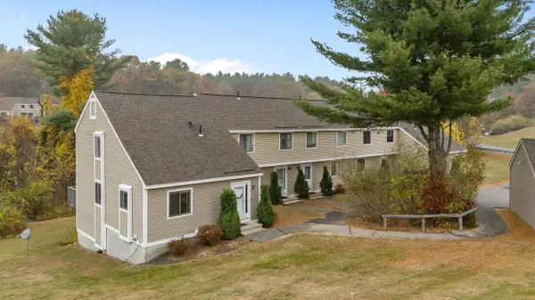 69 Bayberry Lane, Londonderry, NH 03053