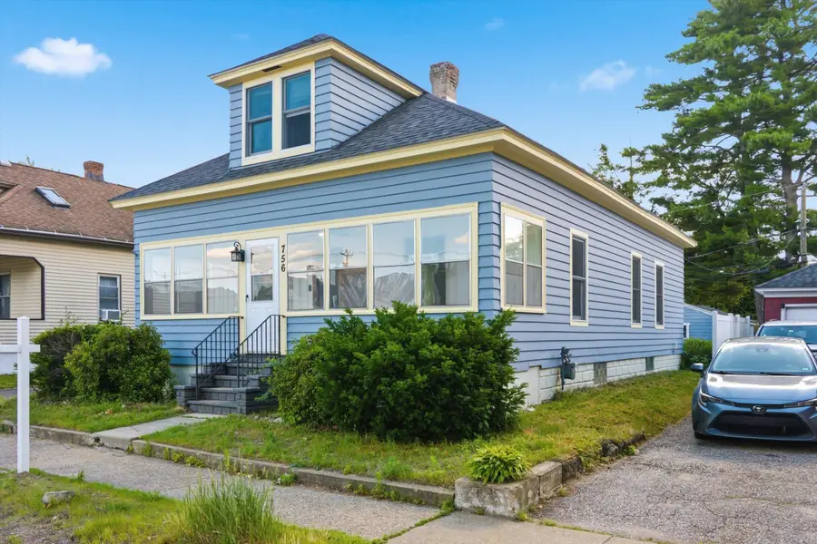 756 Montgomery Street, Manchester, NH 03102 - #2
