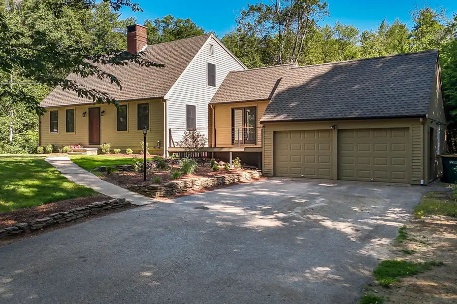 11 Ridgewood Drive, Kingston, NH 03848 - #2