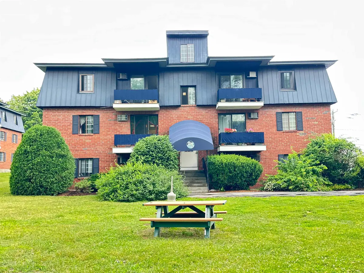 34 Dunbarton Road #2D, Manchester, NH 03102 - #1