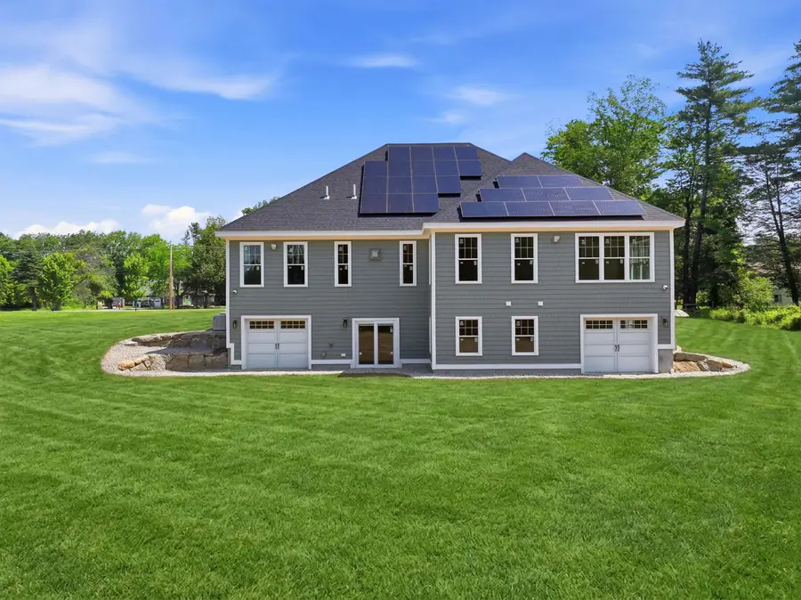116 Winnicutt Road, Stratham, NH 03885 - #3