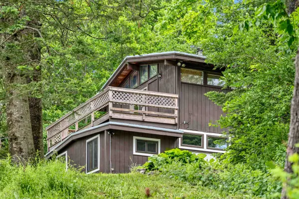 155 Thacher Road, Bolton, VT 05471