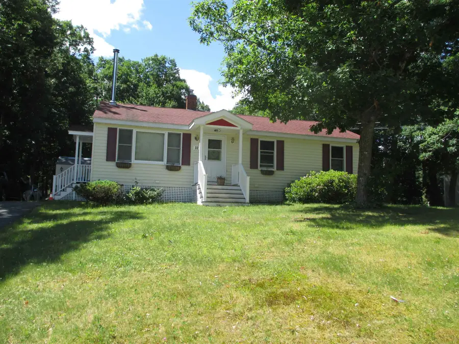 32 Pinewood Drive, Somersworth, NH 03878 - #2