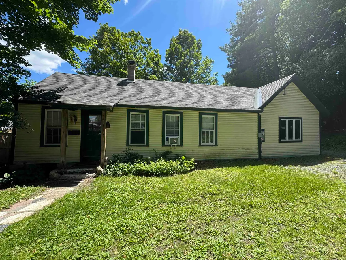 10 West Hill Street, Ludlow, VT 05149 - #1