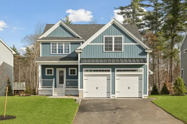 16 Landing Way, Rochester, NH 03868
