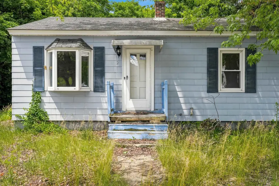 25 Kendall Avenue, Manchester, NH 03103 - #2