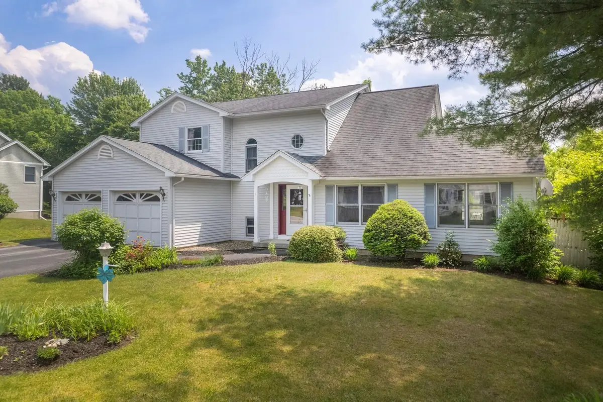 6 Moon Brook Drive, Rutland, VT 05701 - #1