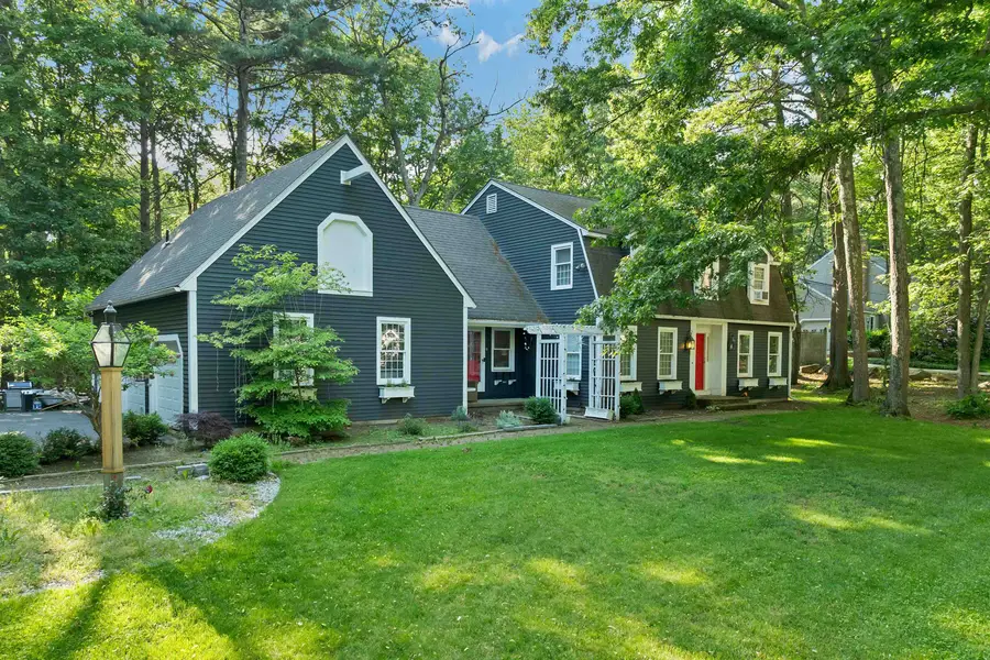 9 Meadowview Drive, Plaistow, NH 03865 - #2